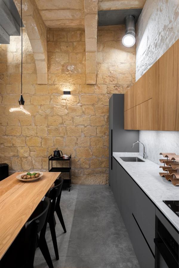 Numru 27 Expertly Restored Small House Of Character Cospicua Exterior foto