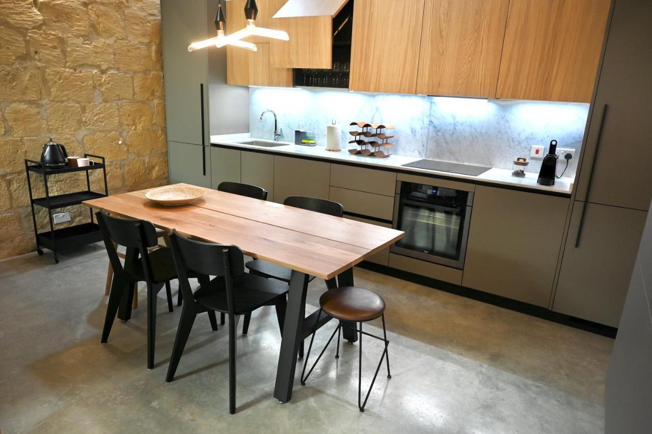 Numru 27 Expertly Restored Small House Of Character Cospicua Exterior foto