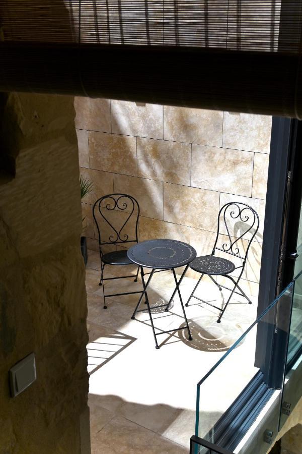 Numru 27 Expertly Restored Small House Of Character Cospicua Exterior foto
