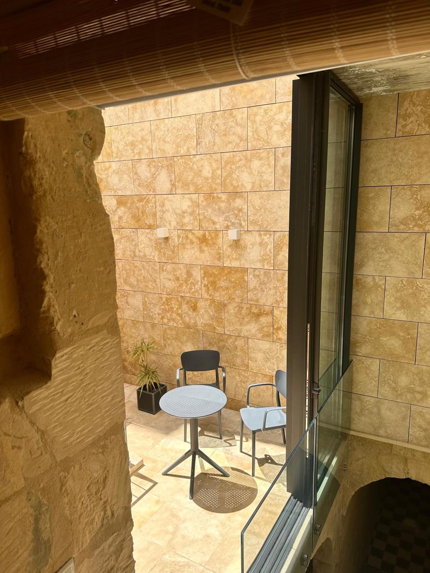 Numru 27 Expertly Restored Small House Of Character Cospicua Exterior foto